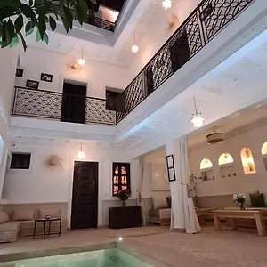 Guest house Alize