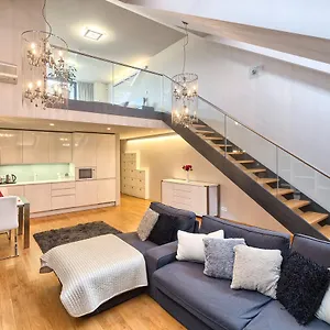 4* Hotel apartamentowy Karlin By Tkc