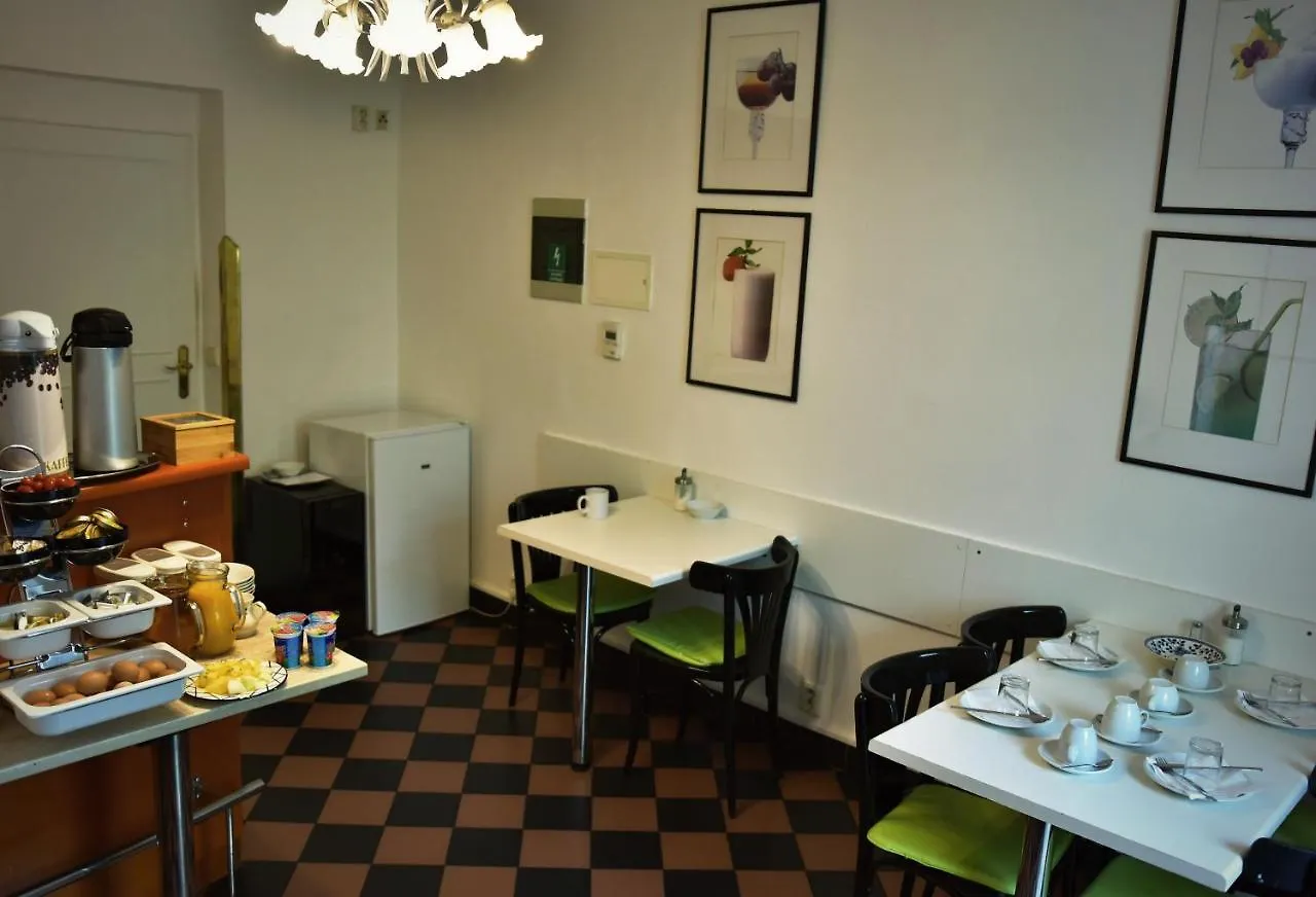 Guest house Vila Josefina Prague