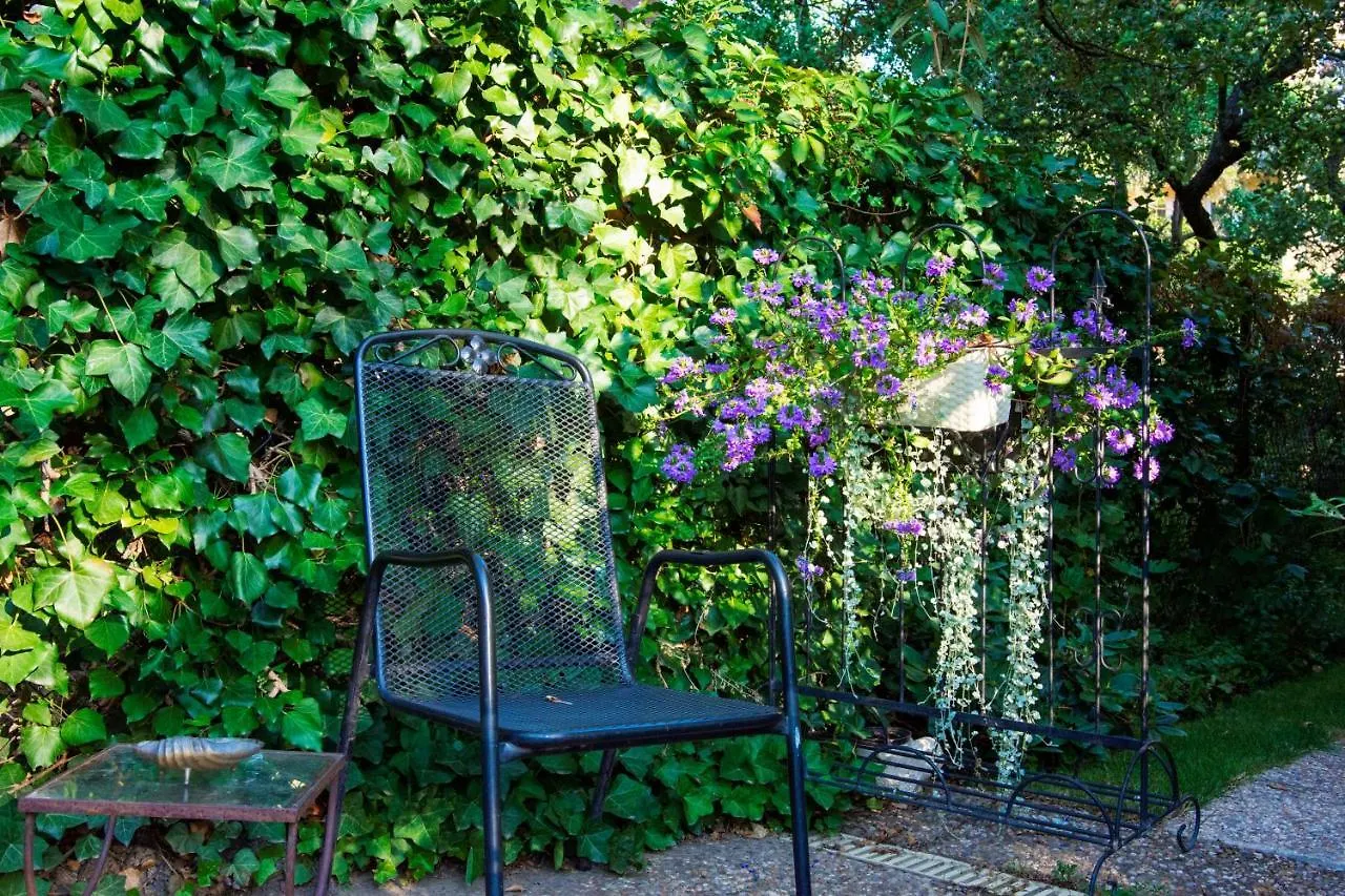 Guest house Vila Josefina Prague