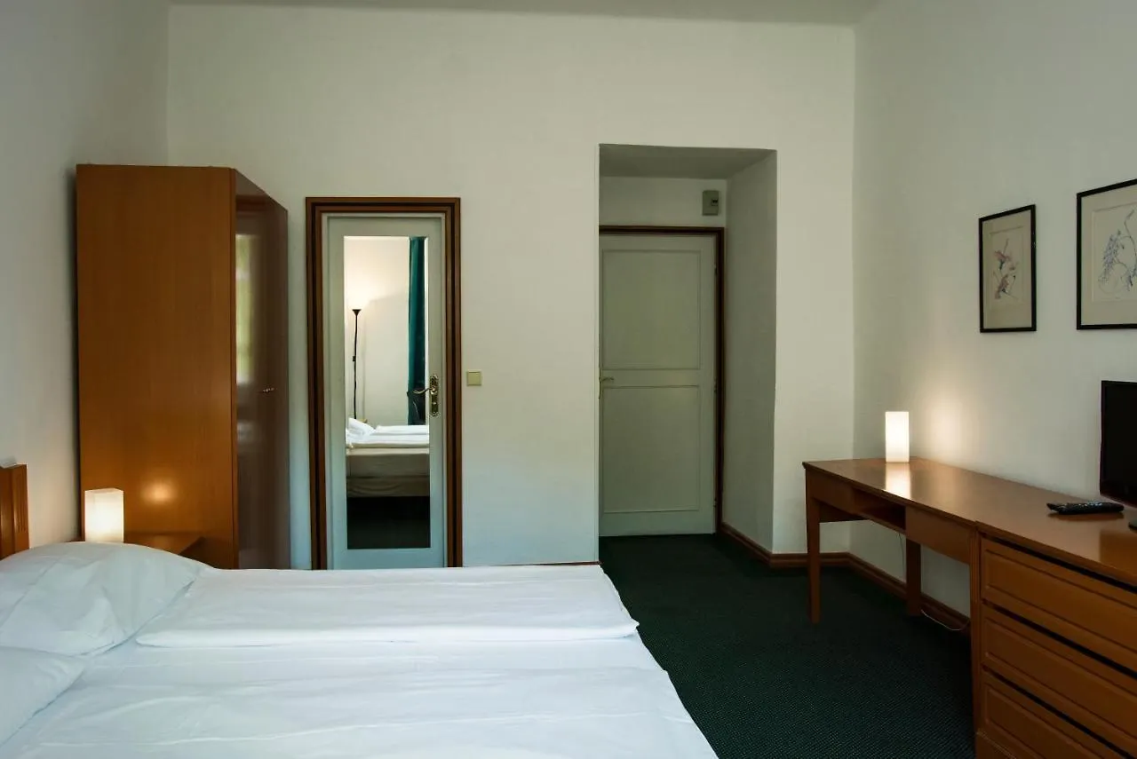 Guest house Vila Josefina Prague